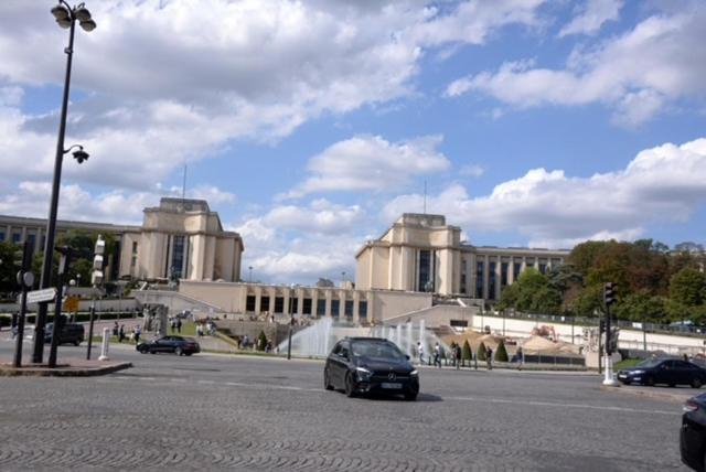 Eiffel Edge Escape 30 M From Eiffel Tower Apartment Paris Exterior photo